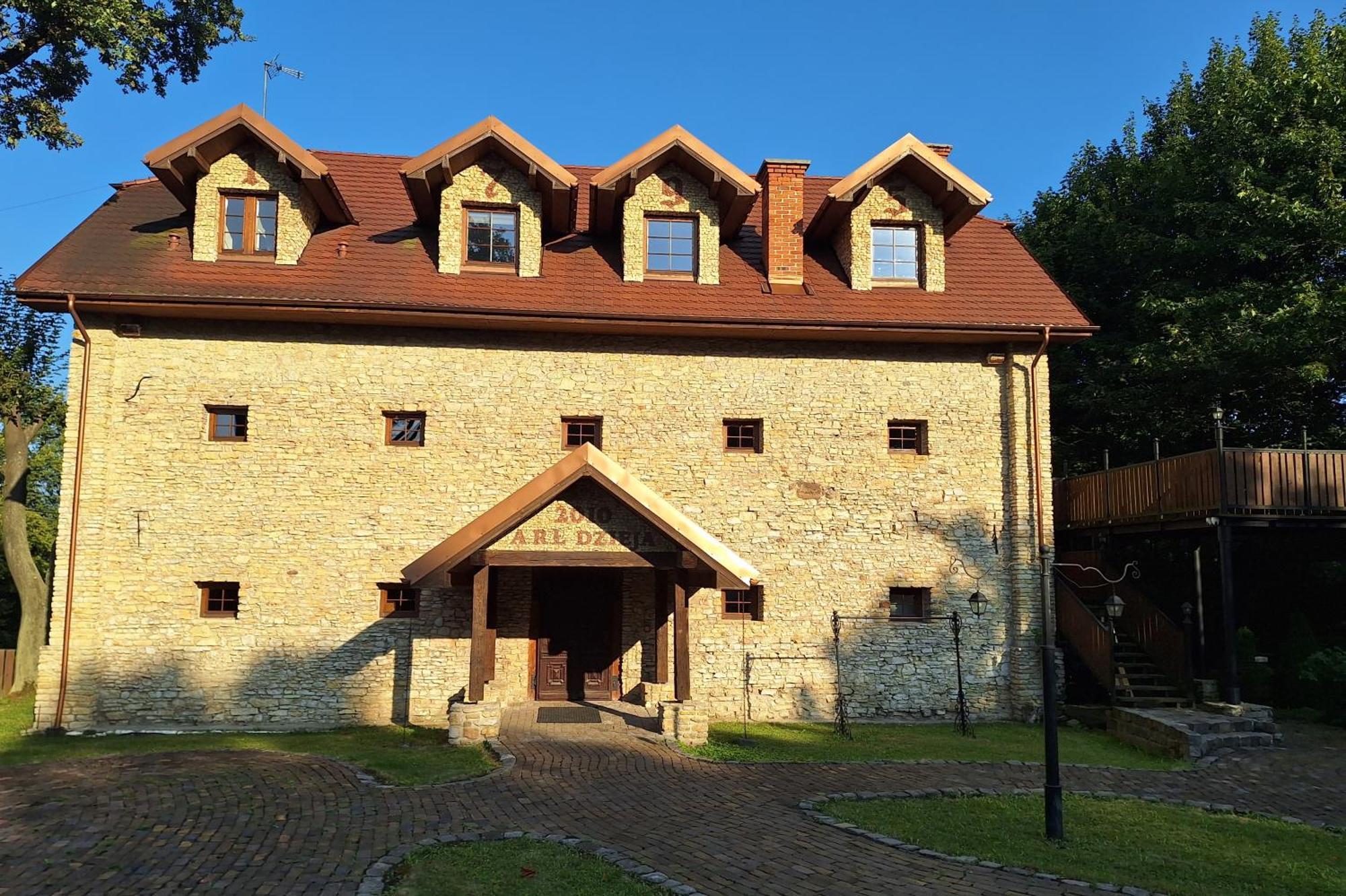 Hotel Von Donnersmarck Miasteczko Slaskie Exteriör bild
